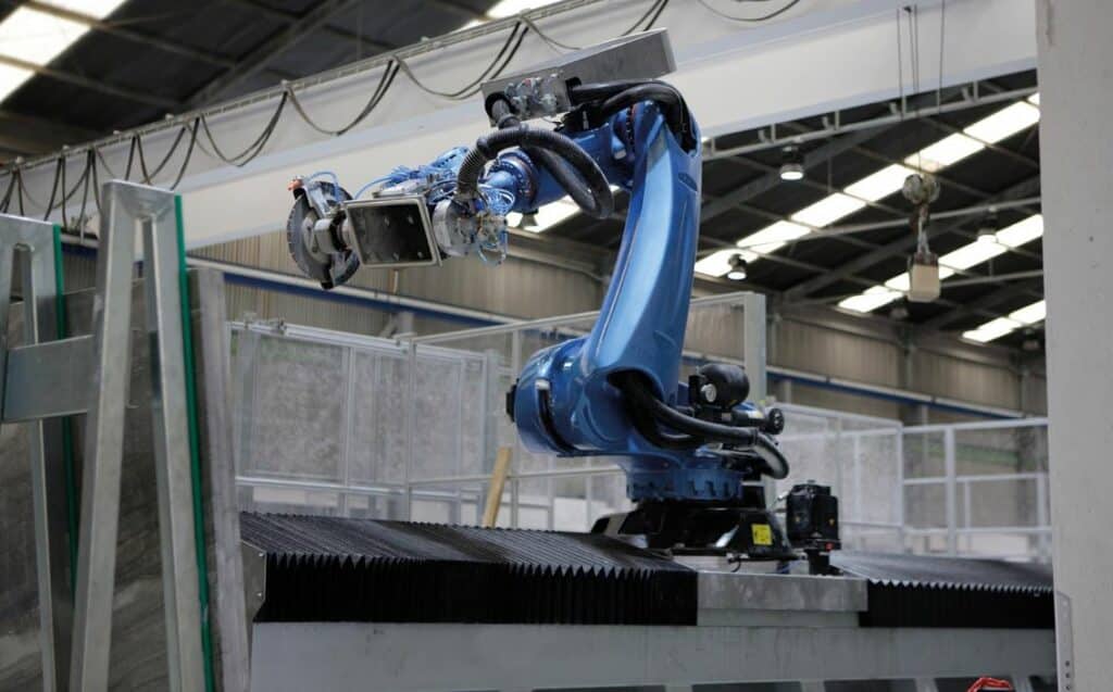 Robot POLARIS: ejemplo robot automatización para reducir tiempos muertos