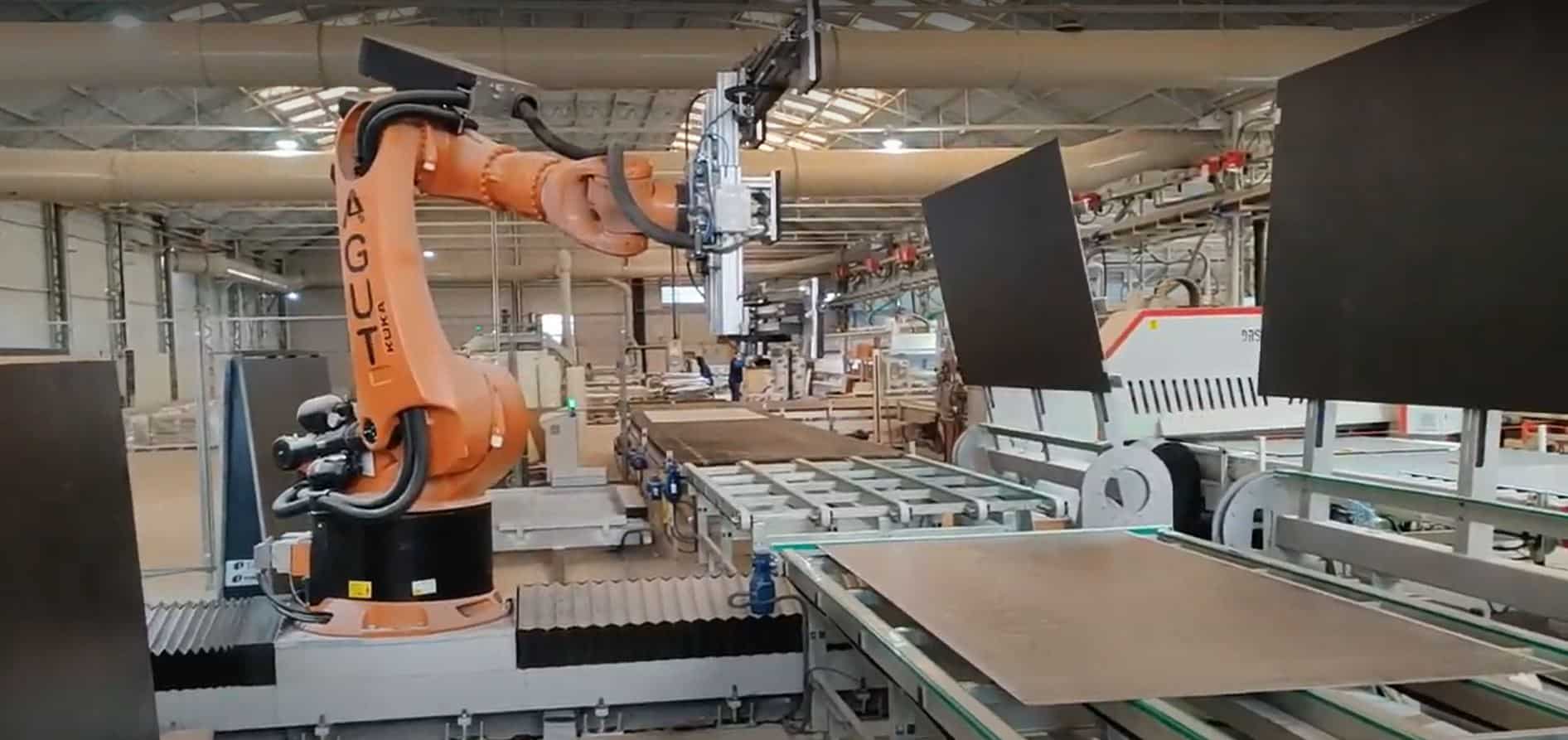 Atlas: ejemplo de robot industrial para optimización del tiempo Atlas: ejemplo de robot industrial para optimización del tiempo